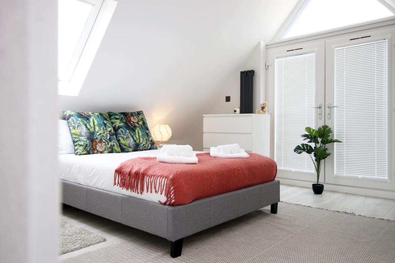 New 2 Bed Comfort - Functional - Secure - Private Cardiff Esterno foto